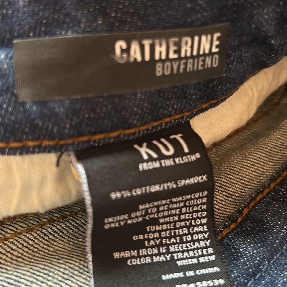Kut From The Kloth Catherine Boyfriend Torn Jeans - Picture 6 of 6